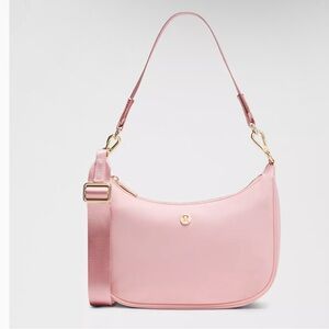 Lululemon City Essentials Small Shoulder Bag 3L